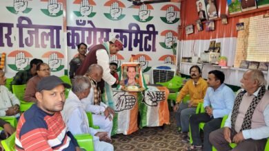 Photo of सोनिया गांधी के जन्म दिवस को केक काटकर मनाया कांग्रेस कार्यकर्ताओं ने 