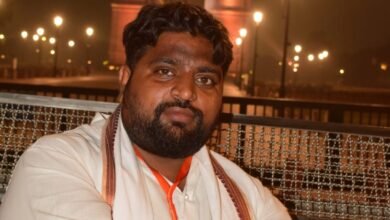 Photo of युवाओं पर पुलिस द्वारा किया लाठी चार्ज है निंदनीय व शर्मनाक – दीपक यादव    