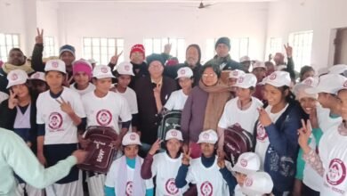 Photo of राष्टीय बालिका दिवस के अवसर पर विद्यालय में वितरण हुई पठन पाठन सामग्री