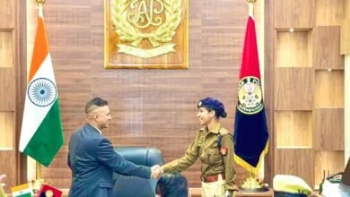 Photo of युवा आइपीएस आनंद मिश्रा ने लखीमपुर पुलिस अधीक्षक के कार्यालय का सौंप दिया प्रभार ! 