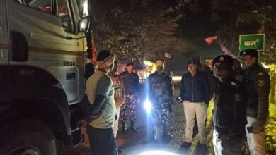 Photo of वाहनों के जांच में 28 वाहनों पर करीब 2 लाख 97 हजार रूपये का जुर्माना! 