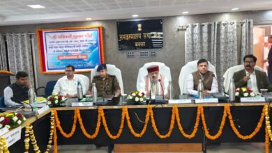 Photo of केंद्रीय मंत्री अश्विनी चौबे ने चौसा थर्मल पाॅवर प्लांट की प्रगति को लेकर जिलाधिकारी सहित अन्य अधिकारियों के साथ की समीक्षा बैठक