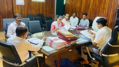 Photo of 37 बैट्री चालित ट्राई साईकिल वितरण की डीएम ने दी हरी झंडी    