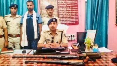 Photo of जमीनी वर्चस्व में तनी बंदूकें, एक गिरफ्तार….