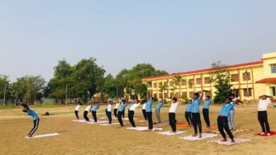 Photo of योग हमें हमेशा के लिए रखता है निरोग: – डॉ.मधुलता शुक्ला 