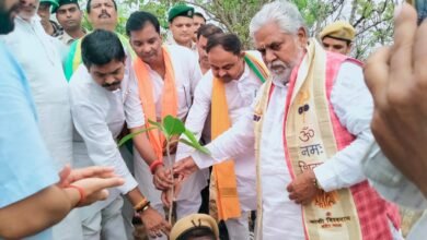 Photo of करमचट डैम नौका विहार का डॉ. प्रेम कुमार ने किया लोकार्पण