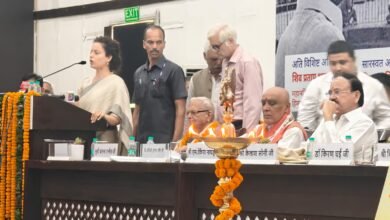 Photo of आपातकाल को पाठ्यक्रम में शामिल करने की जरूरत : – पूर्व उपराष्ट्रपति वैंकेया नायडू