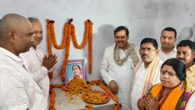Photo of पत्रकार की माता के श्राद्ध कार्यक्रम में शामिल हुए कई लोग…… 