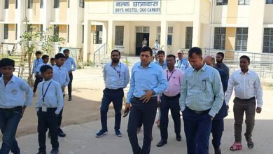 Photo of डीएम ने किया आवासीय विद्यालय का निरीक्षण   