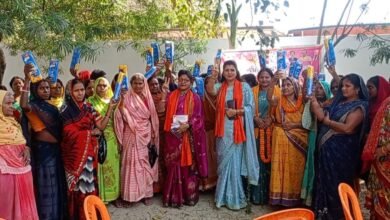 Photo of अंतर्राष्ट्रीय महिला दिवस पर भाजपा नेत्रियों ने की सेनेटरी पैड,आयरन और कैल्शियम टैबलेट्स का वितरण …