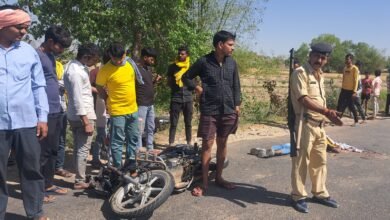 Photo of आमने-सामने हुई बाईक की टक्कर में युवक का दर्दनाक मौत