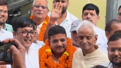Photo of तथागत हर्षवर्धन ने जनसुराज पार्टी से किया नामांकन, किला मैदान में समर्थकों की उमड़ी भीड