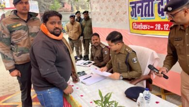 Photo of डुमरांव में यातायात अराजकता से साइबर अपराध तक: -दीपक यादव ने एसपी को सौंपा 7 सूत्री मांग पत्र