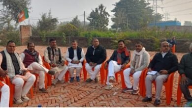 Photo of सांसद महोदय आप देखिए  रील , हम कर रहे हैं काम  :-   ओमप्रकाश भुवन (भाजपा जिलाध्यक्ष)