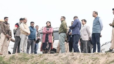 Photo of गोकुल जलाशय बना प्रवासी पक्षियों का महाकुंभ, जिलाधिकारी ने किया विकास कार्यों का निरीक्षण