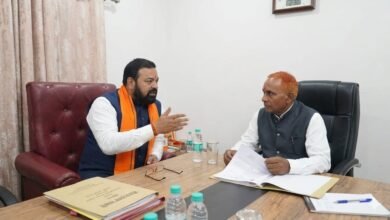 Photo of आचार्य शिवपूजन सहाय की स्मृतियों को संवारने में जुटे सुमन श्रीवास्तव